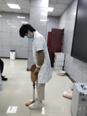 禹会区精准开展残疾人假肢、矫形器装配服务